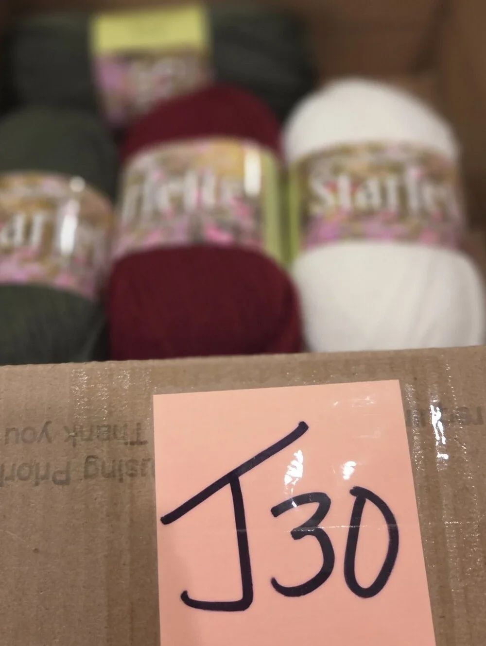 🎄🎁CHRISTMA YARN LOT Mary Maxim Starlette Worsted Weight Yarn Bundle 4 Skeins - Picture 8 of 9